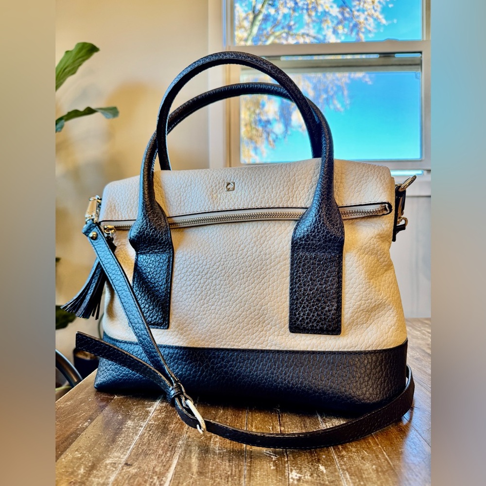 Kate Spade Brand Crossbody Black Beige Leather Tassel Designer Bag - Picture 13 of 15
